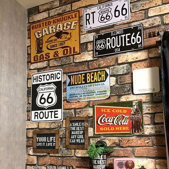 Decorating Your Home with Vintage Signs