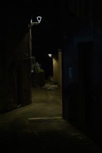 Poble, Muntanya i Silenci