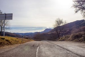 Poble, Muntanya i Silenci